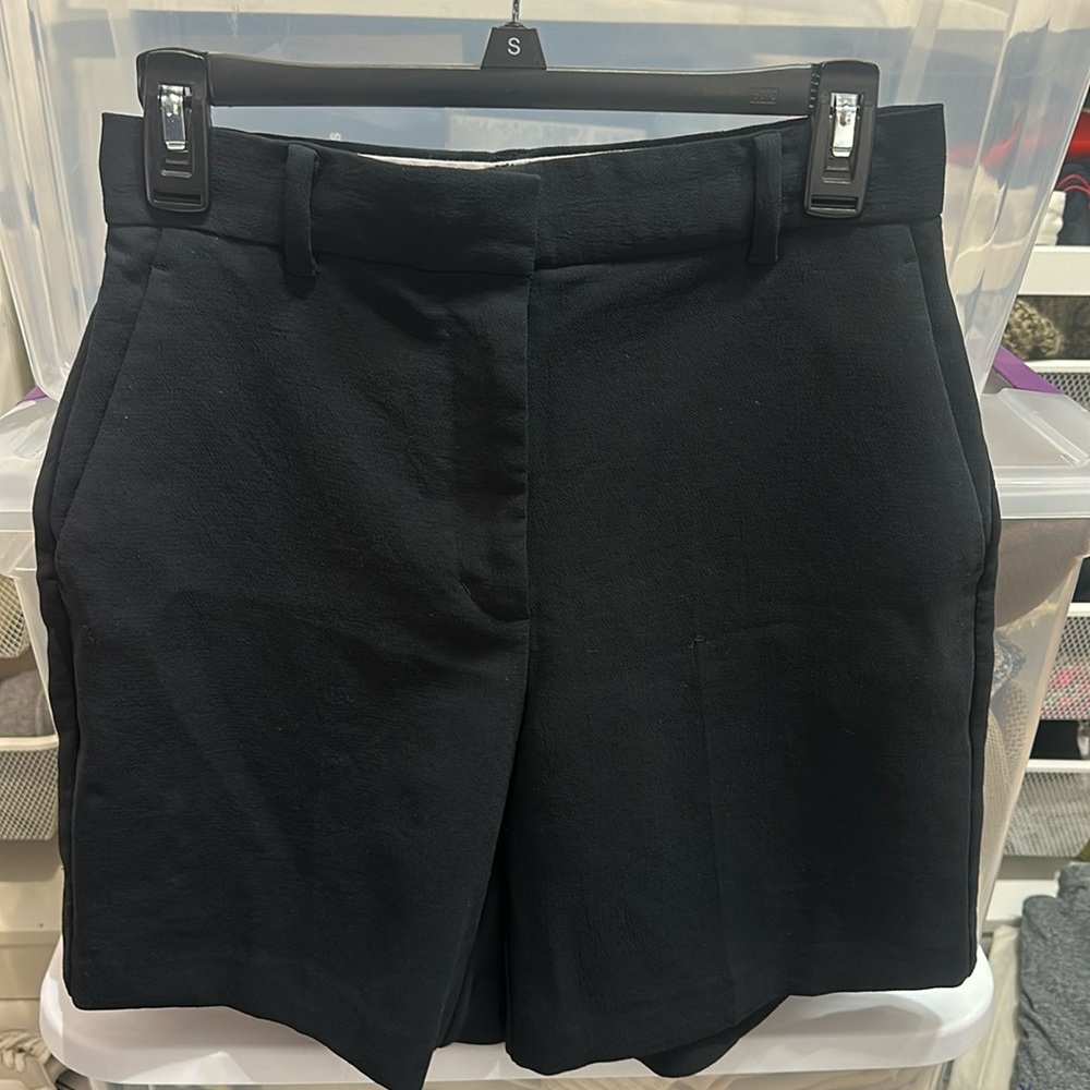 Aritzia Wilfred short